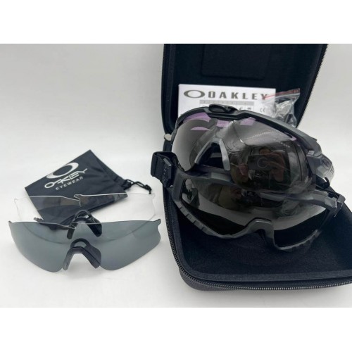 Тактические ударопрочные очки OAKLEY в Новокуйбышевске